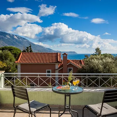 Bee's Knees Retreat Villa